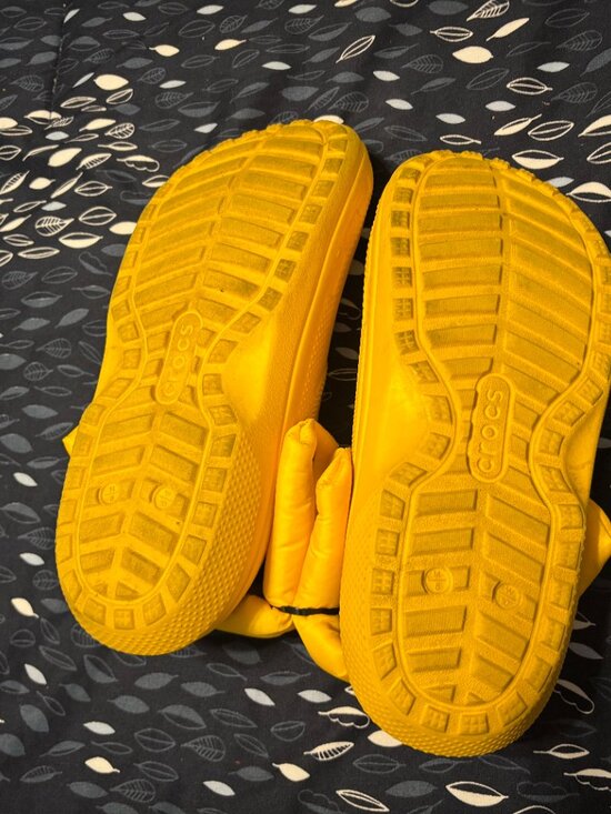 Crocs Classic Lined Neo Puff Crocband Clog Yellow Discontinued M8/W10 main image 5